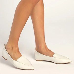 Emmy Ivory Pointed Loafers size 5.5